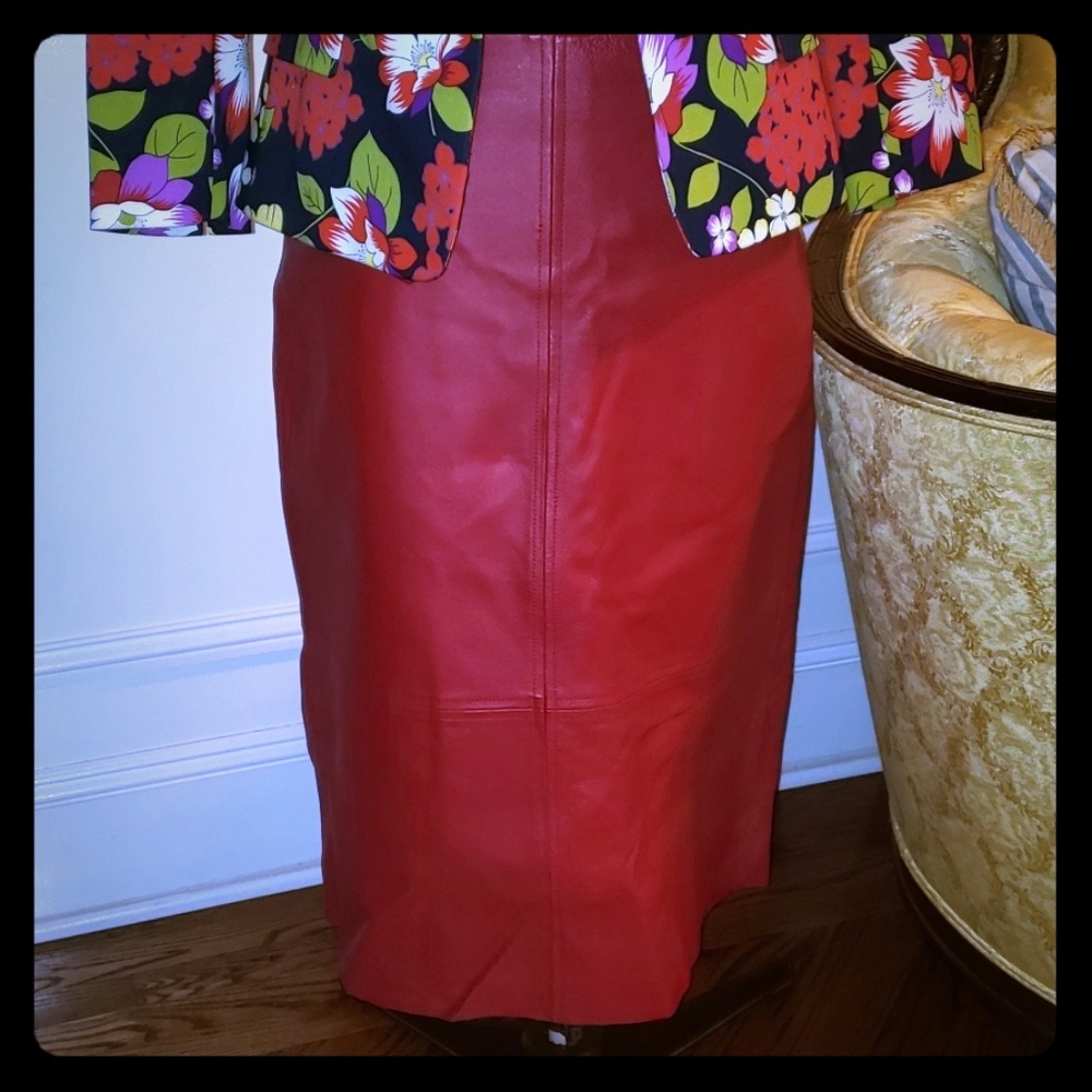Leather skirt